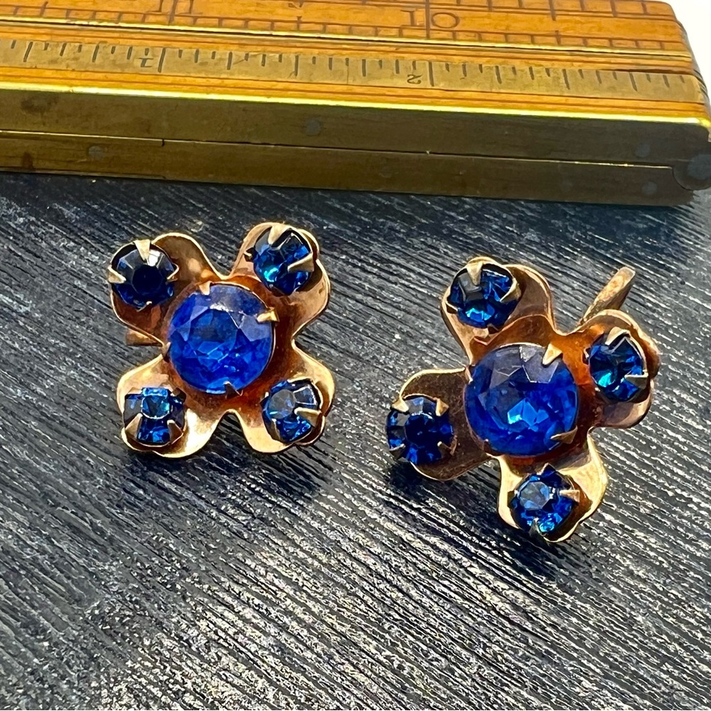 Vintage sterling silver clip on floral earrings copper tone blue rhinestones